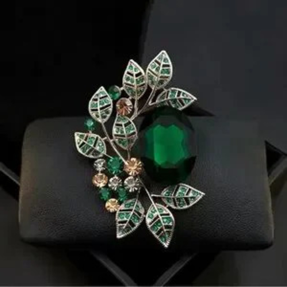 Big Rhinestone Leaves Green Brooch